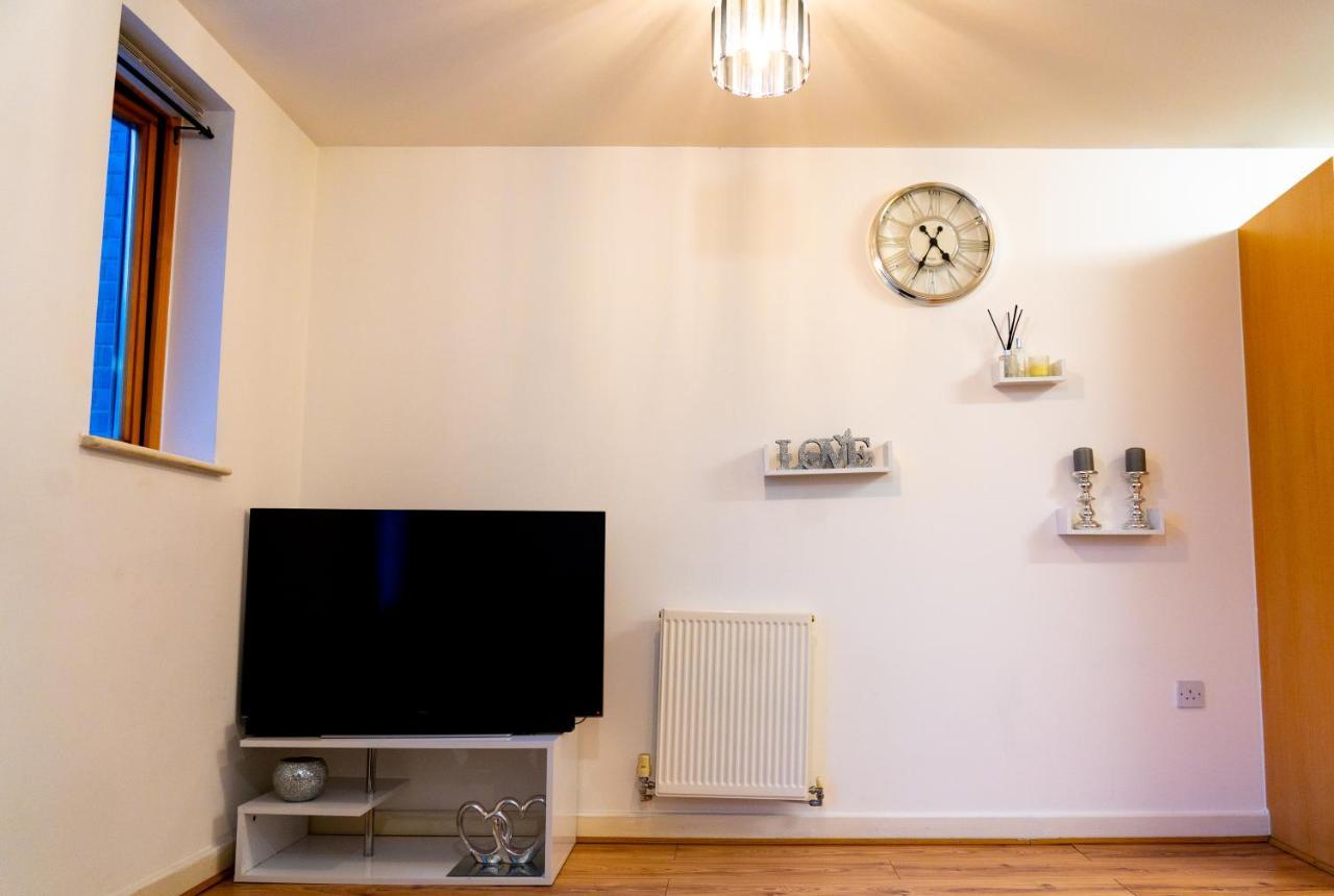 Lovely 1-Bed Apartment In Hackney London Ngoại thất bức ảnh